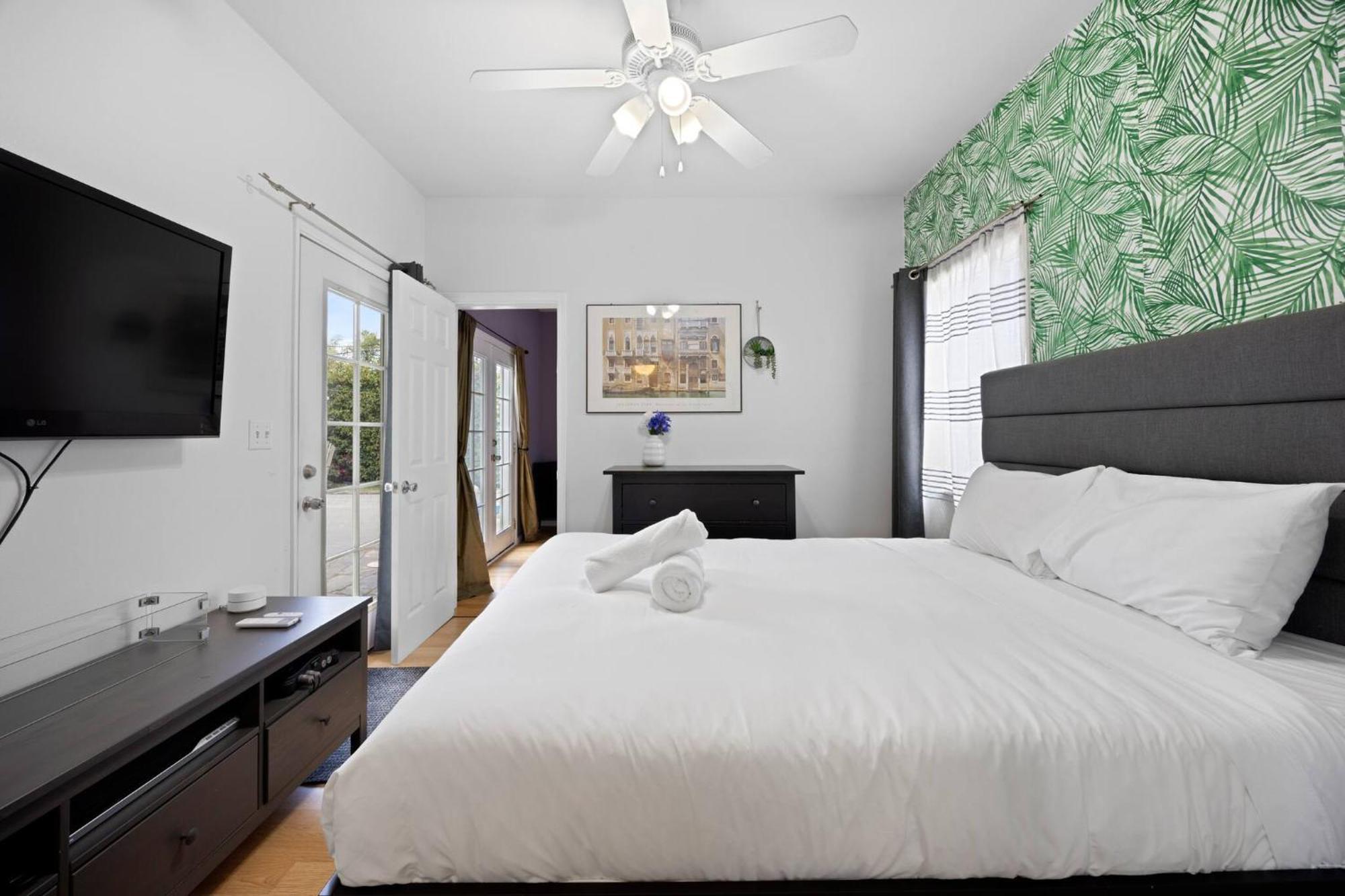 Cozy Backhouse - Sleeps 2 Beverly Hills Adj Gasthof *